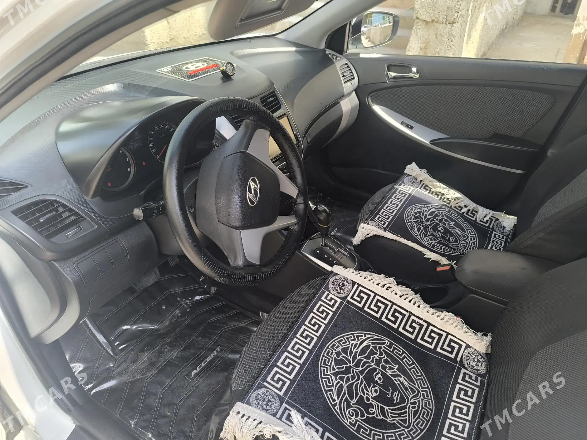 Hyundai Accent 2014 - 150 000 TMT - Ашхабад - img 4
