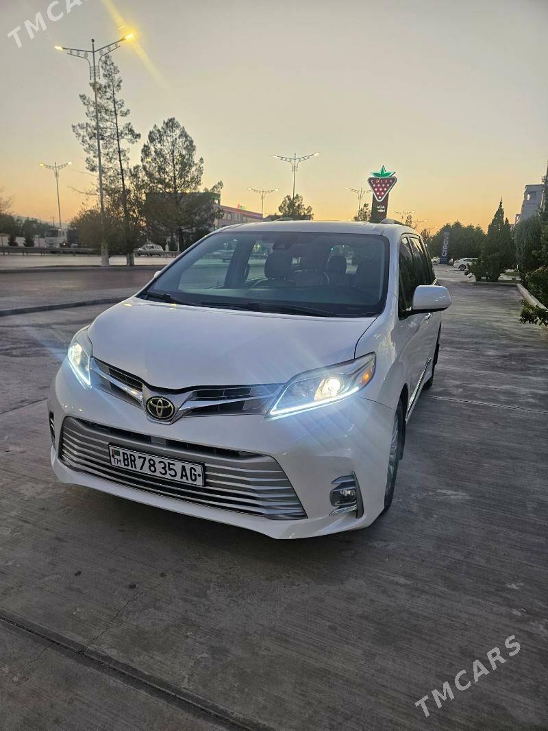 Toyota Sienna 2018 - 445 000 TMT - Гарадамак Шор - img 7