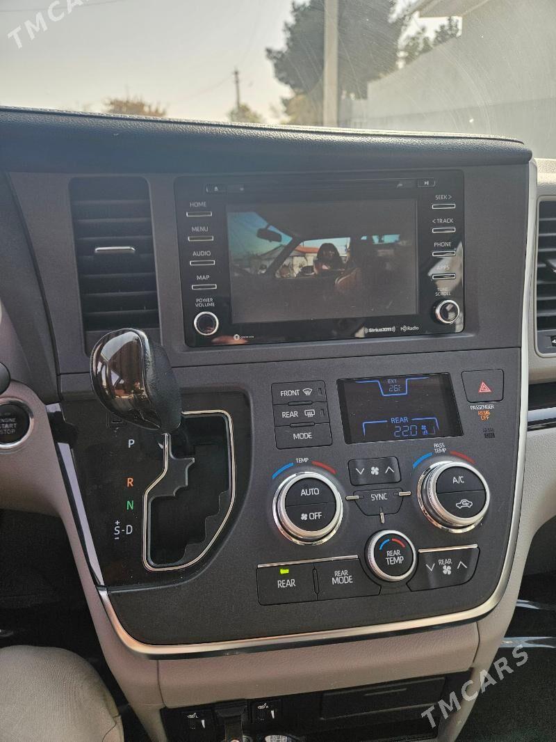 Toyota Sienna 2018 - 445 000 TMT - Гарадамак Шор - img 5