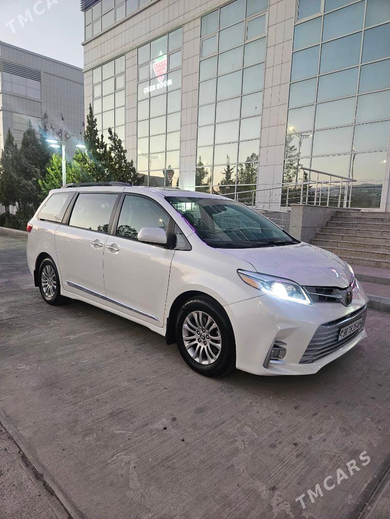 Toyota Sienna 2018 - 445 000 TMT - Гарадамак Шор - img 2