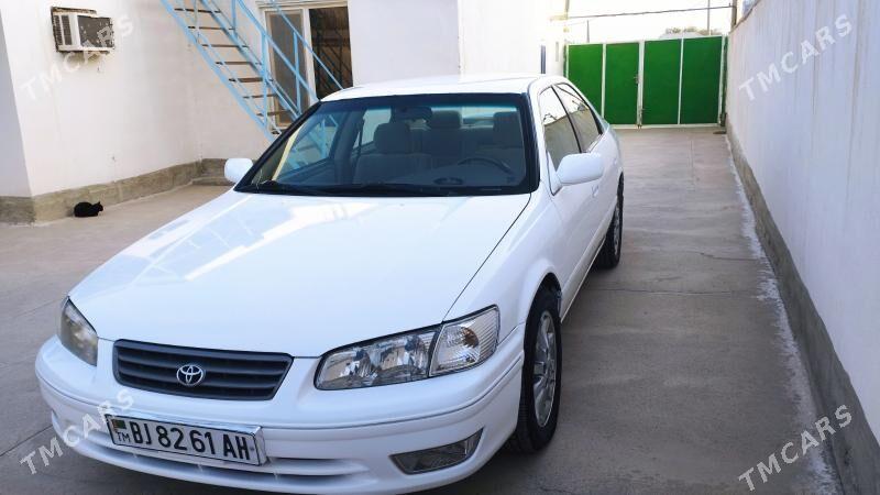 Toyota Camry 2000 - 150 000 TMT - Kaka - img 2
