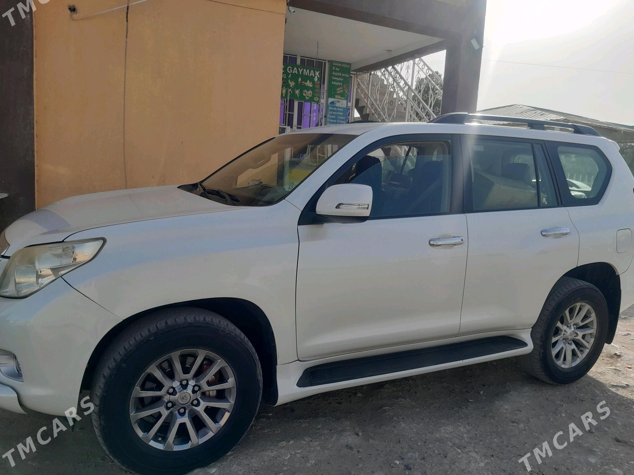 Toyota Land Cruiser Prado 2010 - 500 000 TMT - Достлук - img 6