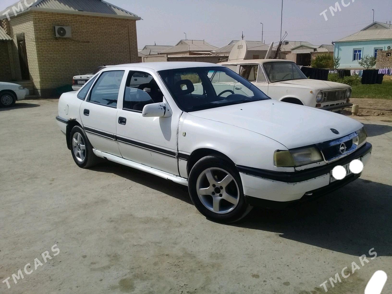 Opel Vectra 1991 - 20 000 TMT - Mary - img 1