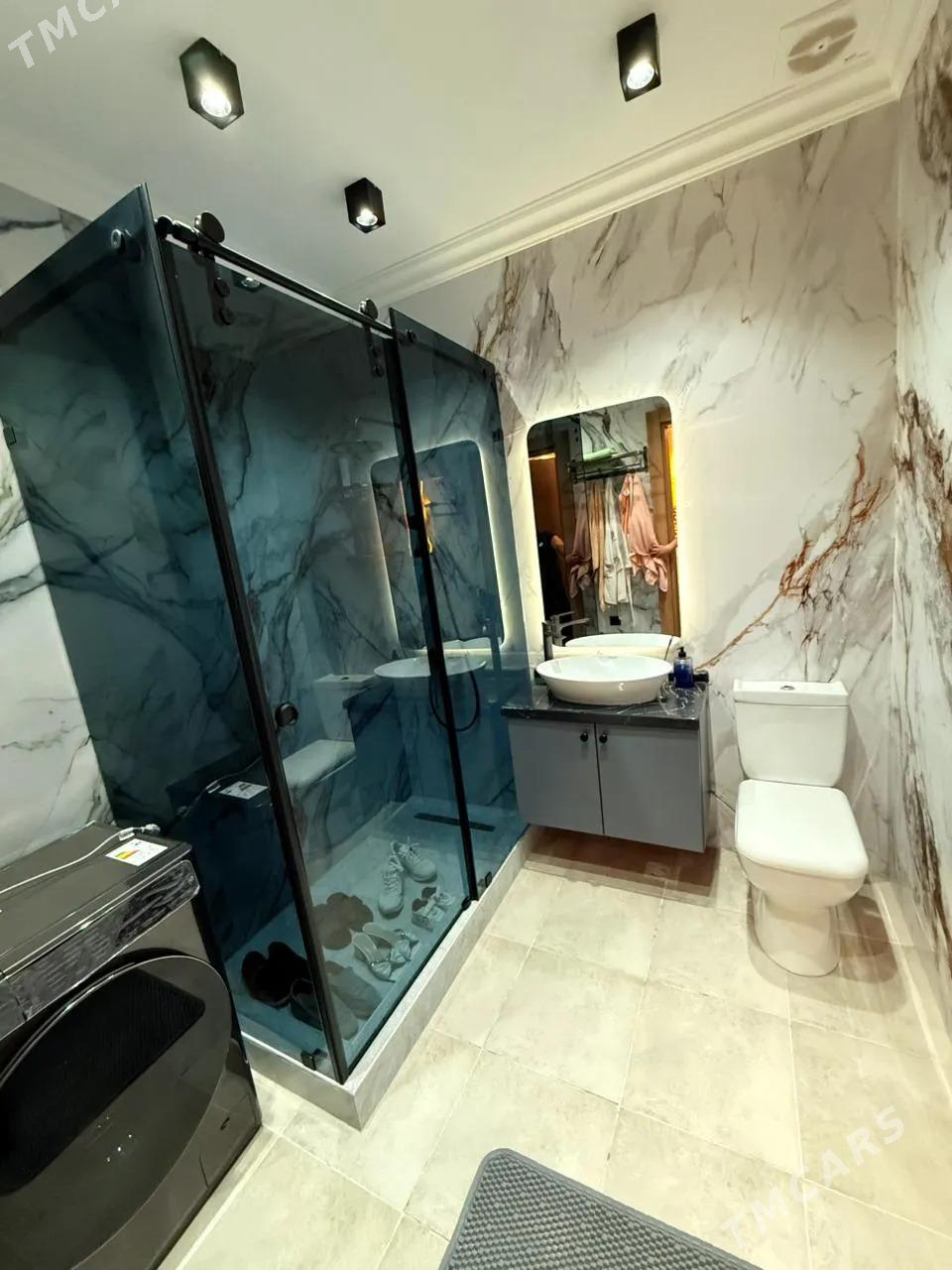 GURTLY 4KOMNAT - Гуртли - img 1