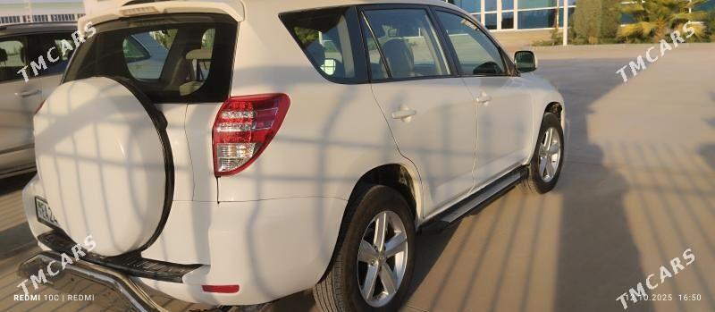 Toyota RAV4 2010 - 200 000 TMT - Халач - img 2