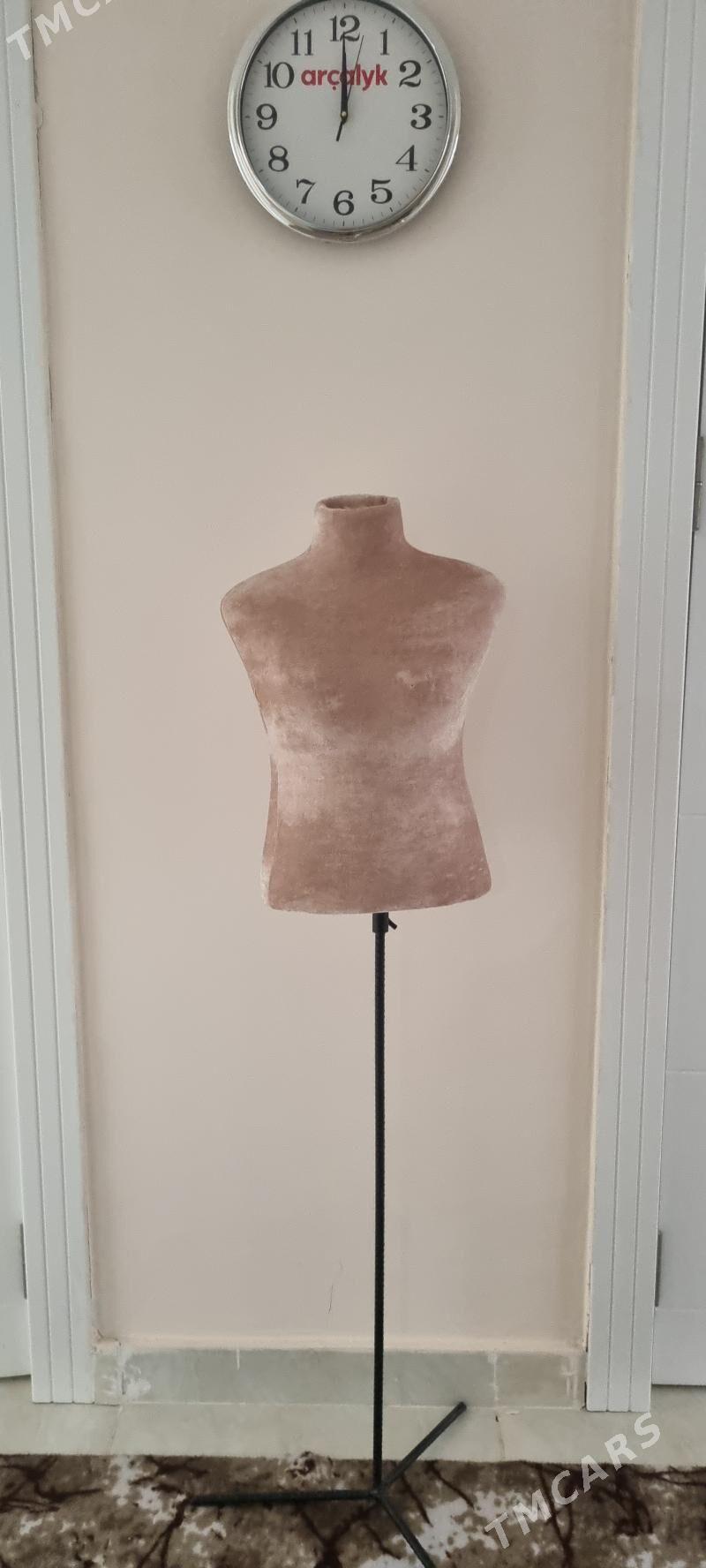 Maniken - Gurtly - img 3