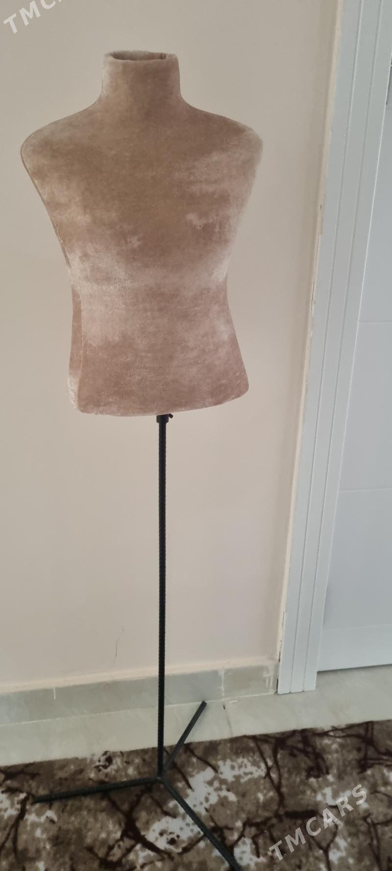 Maniken - Gurtly - img 4