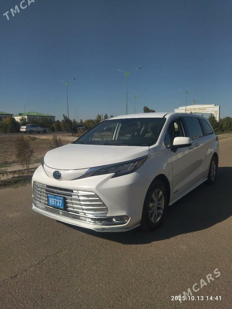 Toyota Sienna 2022 - 420 000 TMT - Daşoguz - img 1