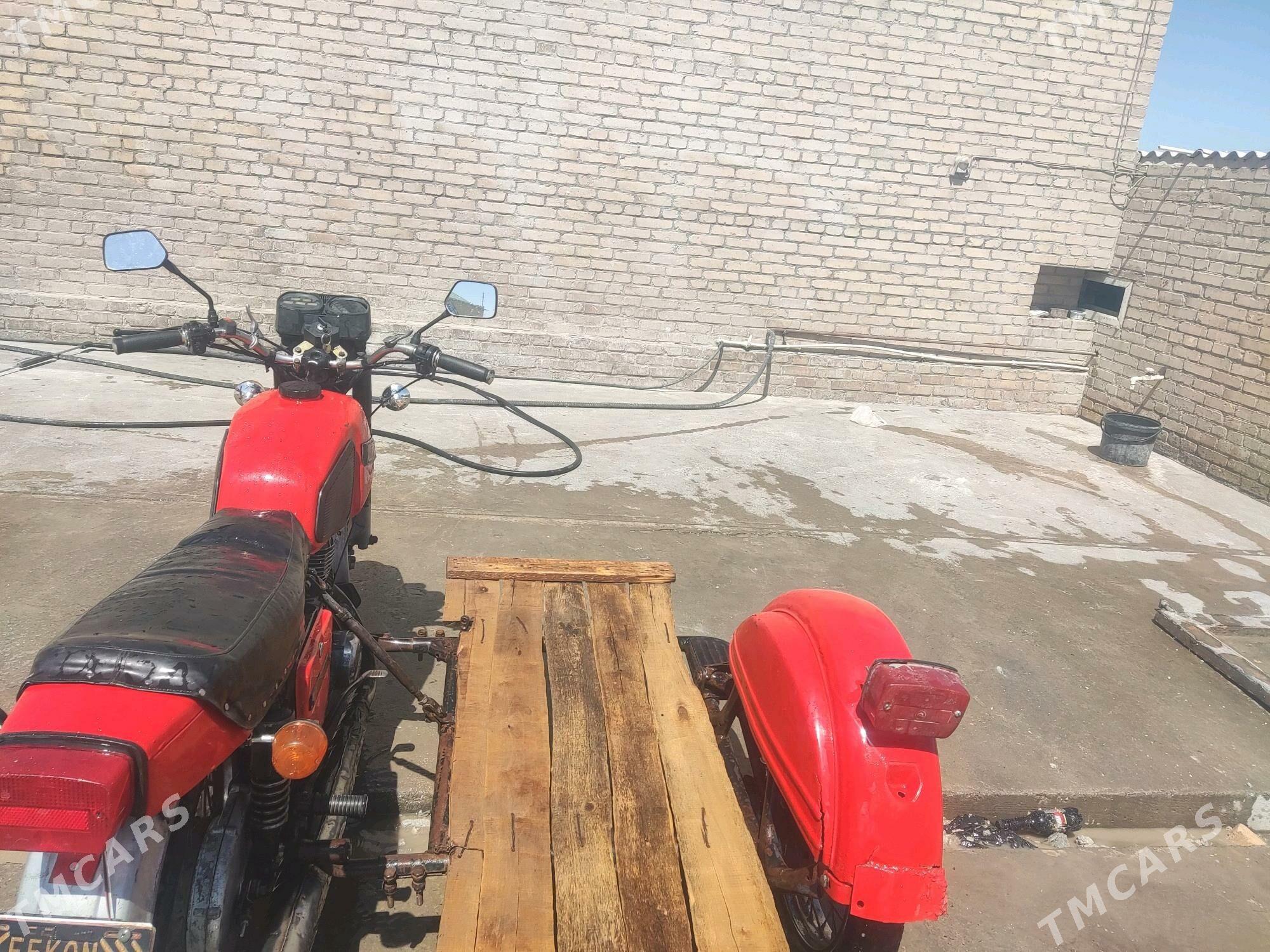 Iž Planeta 5 2020 - 8 400 TMT - Halaç - img 2