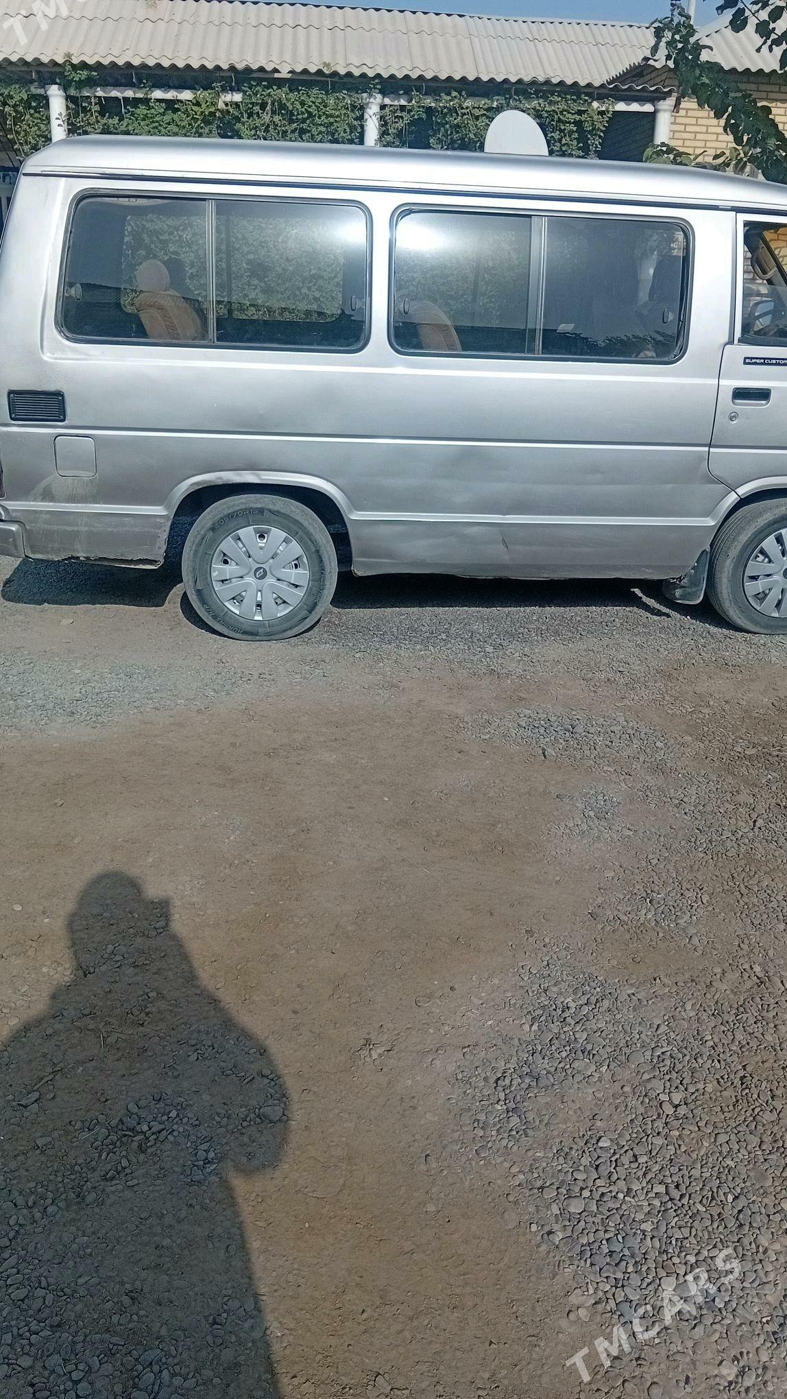 Toyota Hiace 1989 - 33 000 TMT - Сакарчага - img 3