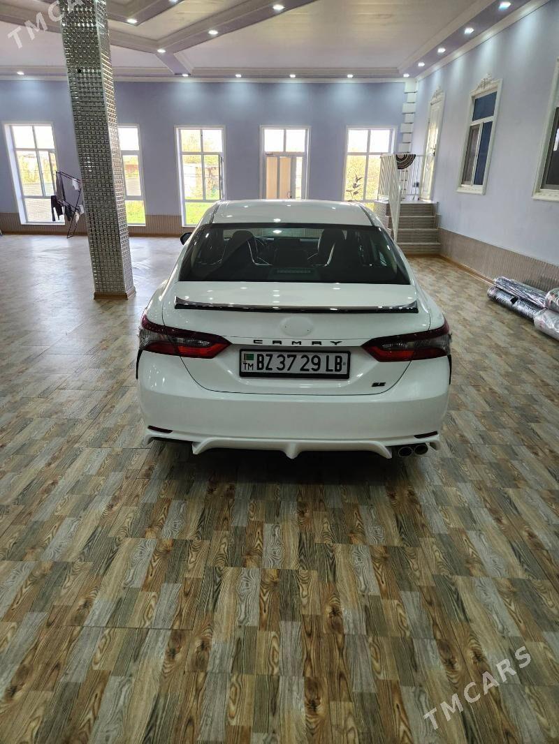 Toyota Camry 2021 - 320 000 TMT - Чарджоу - img 5