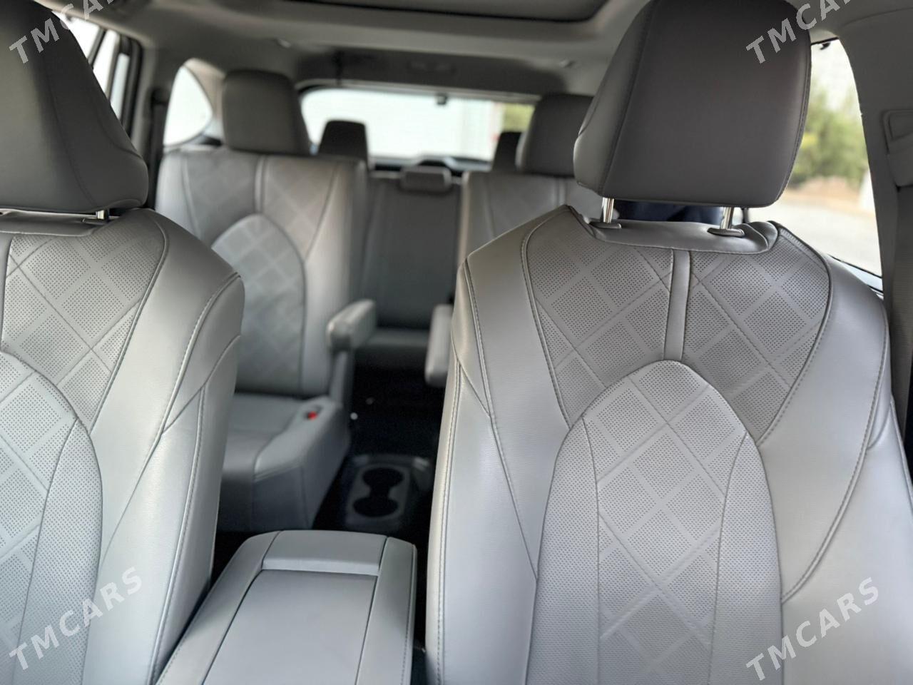 Toyota Highlander 2020 - 595 000 TMT - Gökje - img 10