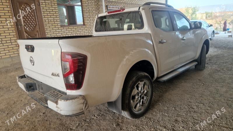 Nissan Navara 2024 - 435 000 TMT - Ашхабад - img 3