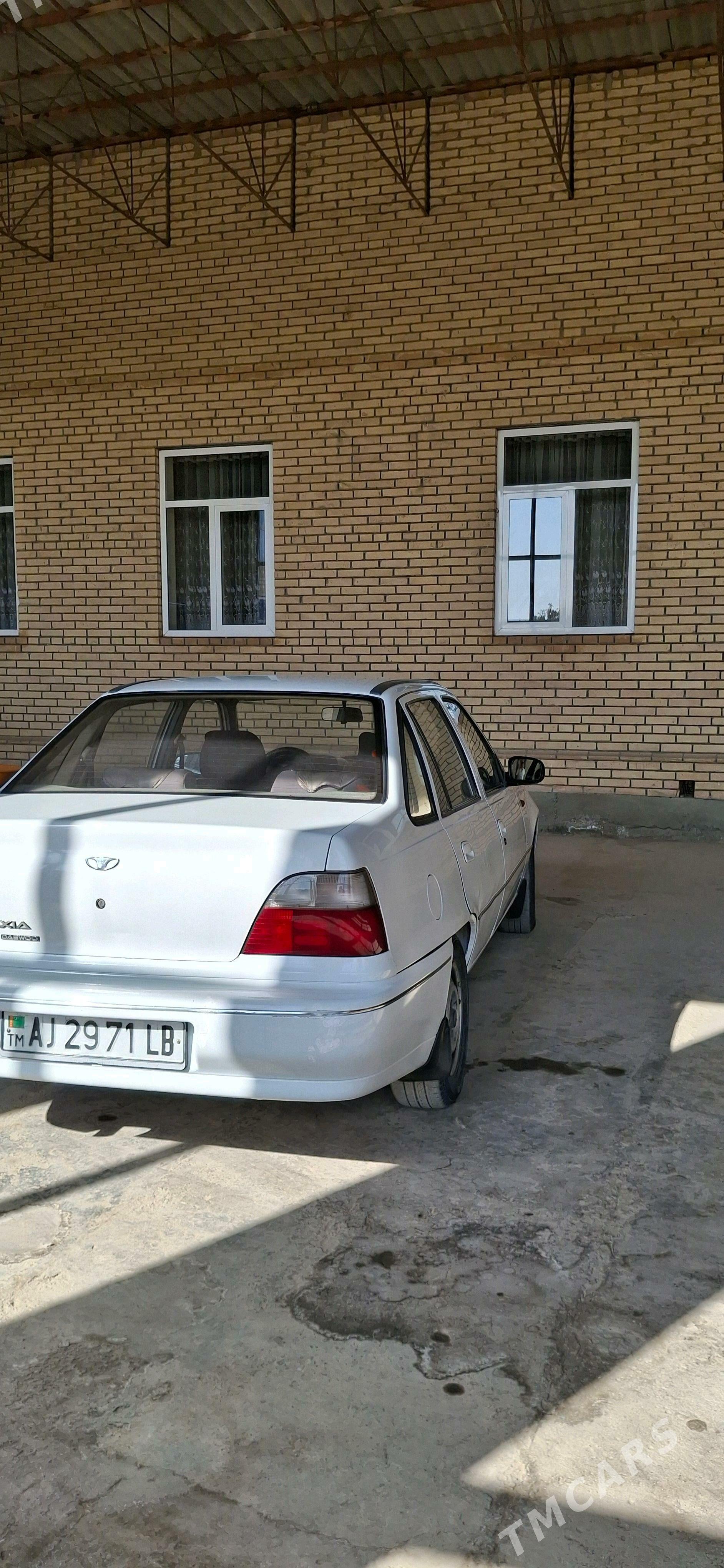 Daewoo Nexia 2002 - 60 000 TMT - Сакар - img 5