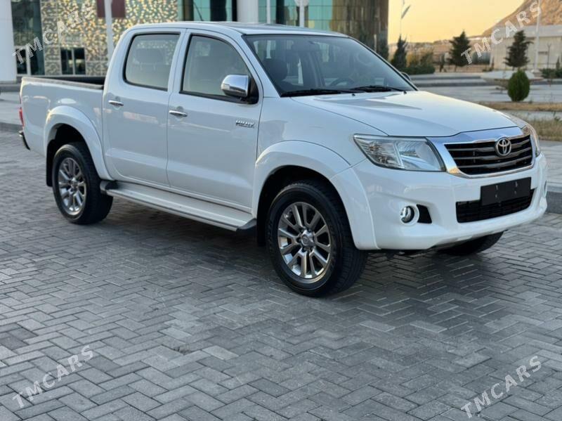 Toyota Hilux 2014 - 470 000 TMT - Türkmenbaşy - img 3