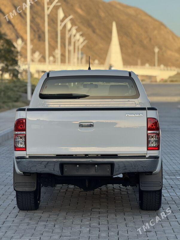Toyota Hilux 2014 - 470 000 TMT - Türkmenbaşy - img 5