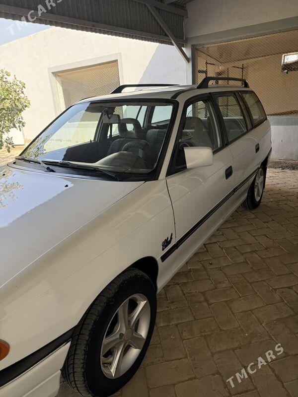 Opel Astra 1993 - 42 000 TMT - Байрамали - img 10