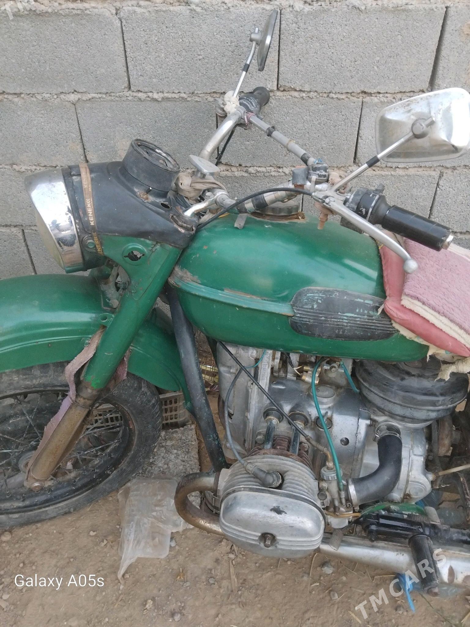 Ural 4320 1992 - 5 000 TMT - Ак-Бугдайский этрап - img 1