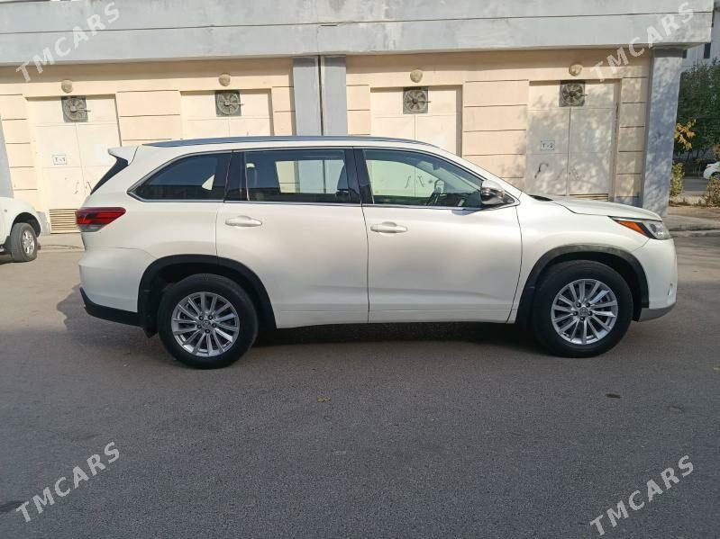 Toyota Highlander 2018 - 400 000 TMT - Ашхабад - img 5