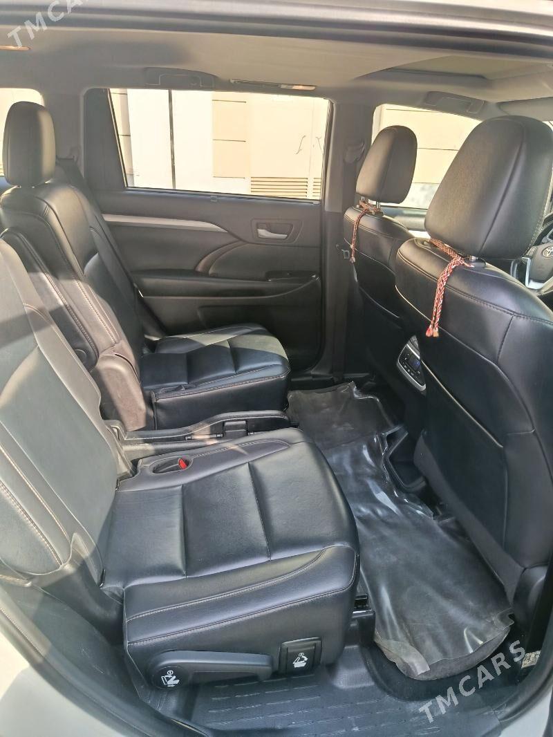 Toyota Highlander 2018 - 400 000 TMT - Ашхабад - img 4