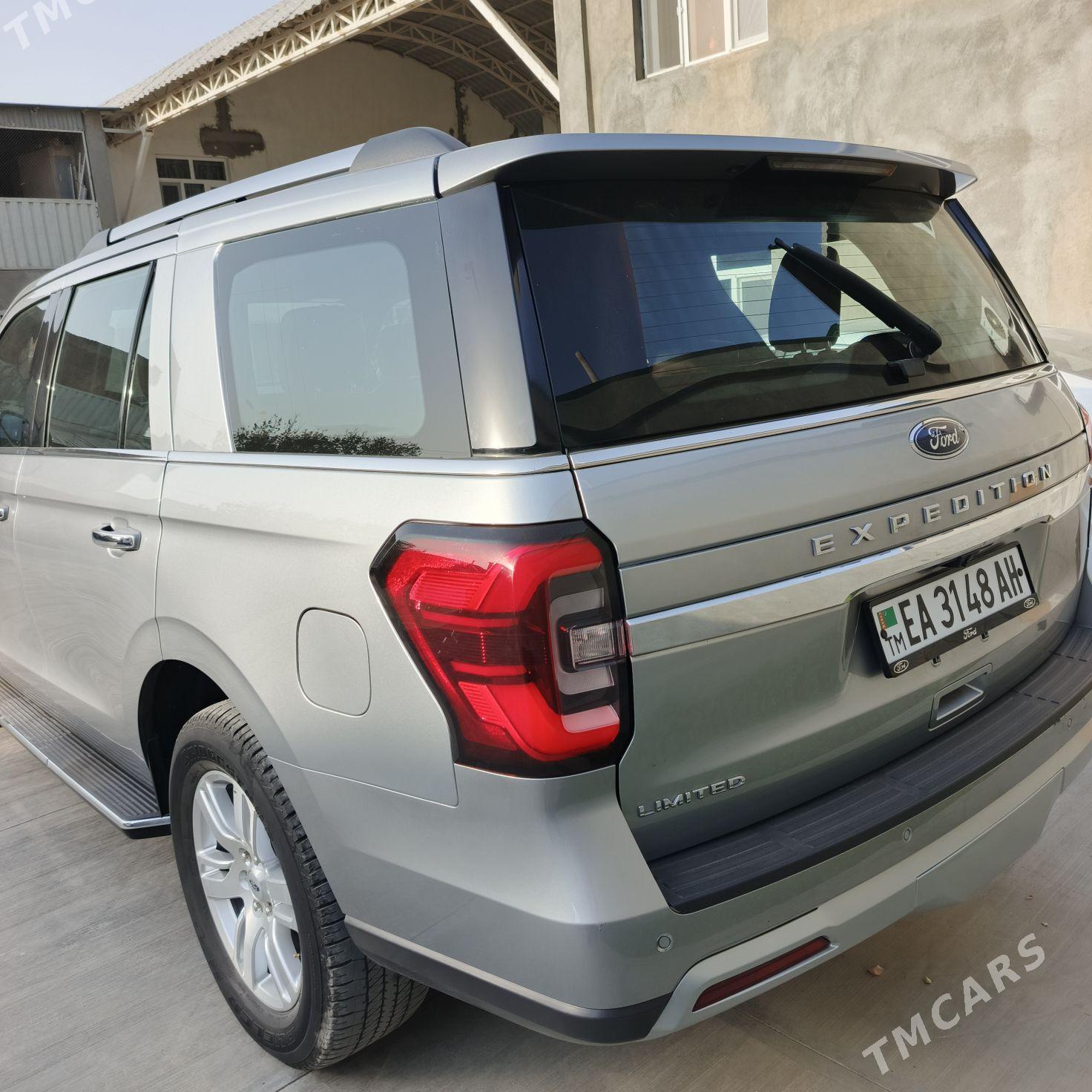 Ford Expedition 2023 - 640 000 TMT - Херрикгала - img 3