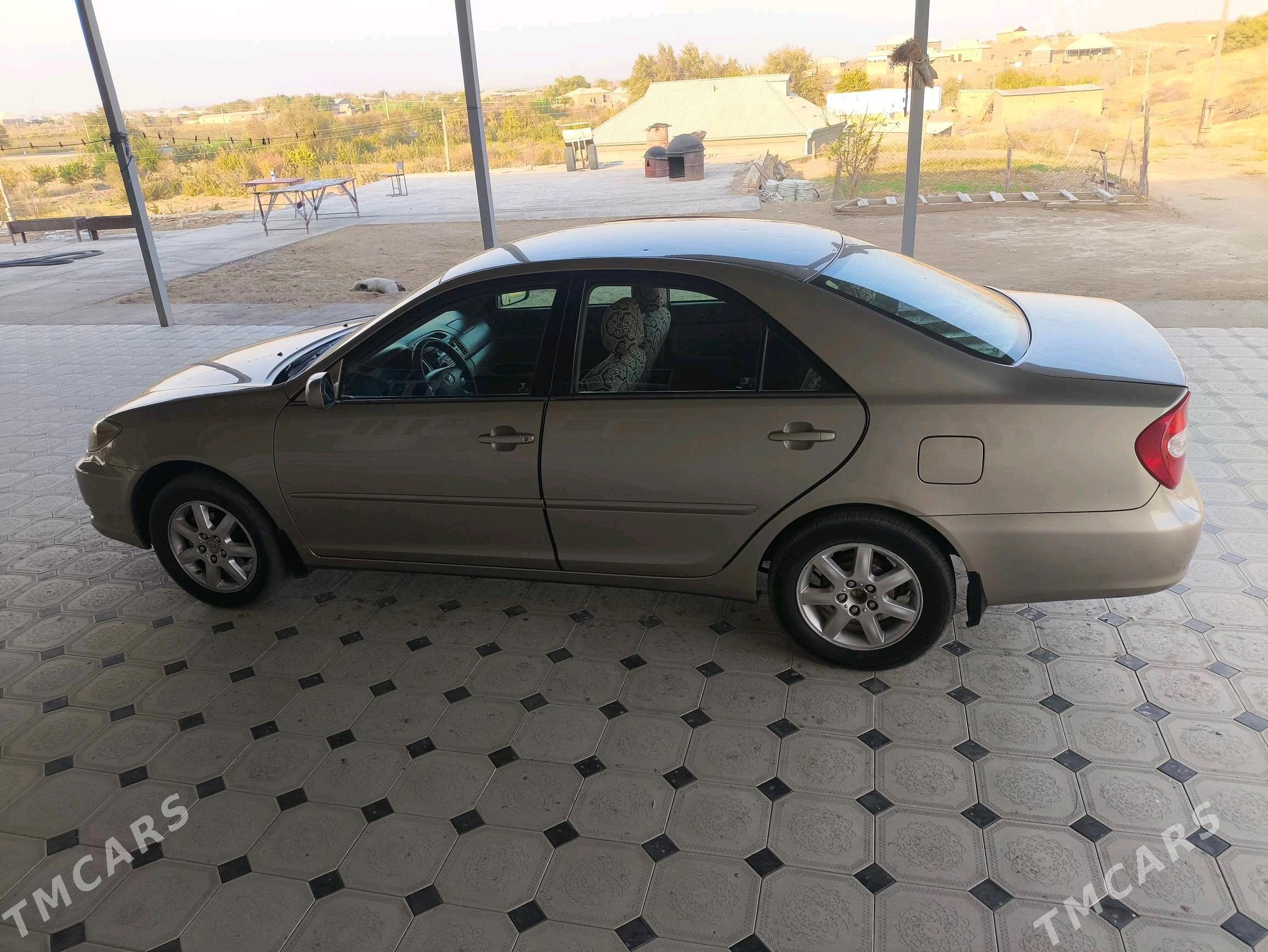 Toyota Camry 2004 - 176 000 TMT - Ýolöten - img 3