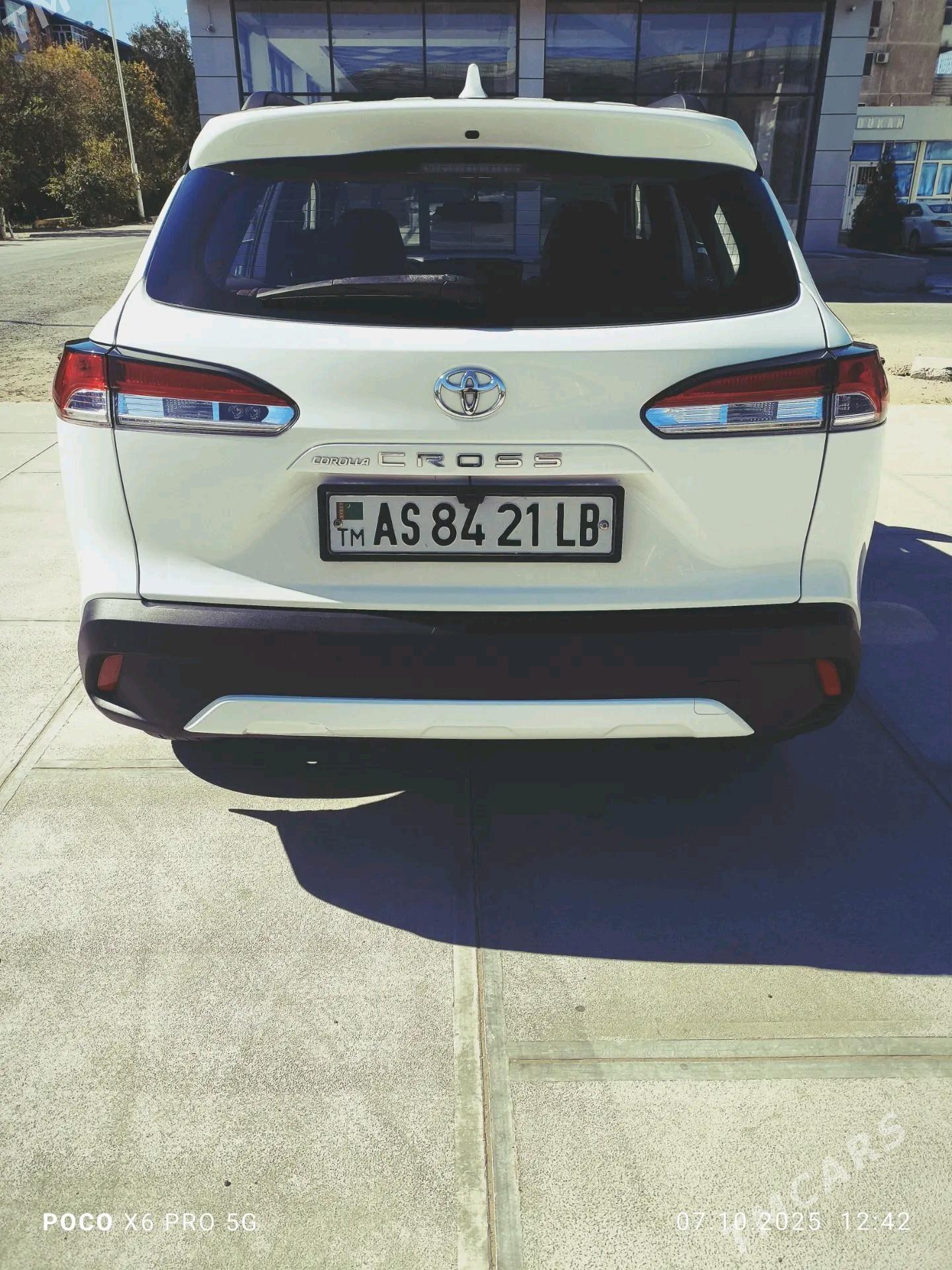 Toyota Corolla Cross 2022 - 320 000 TMT - Türkmenabat - img 5