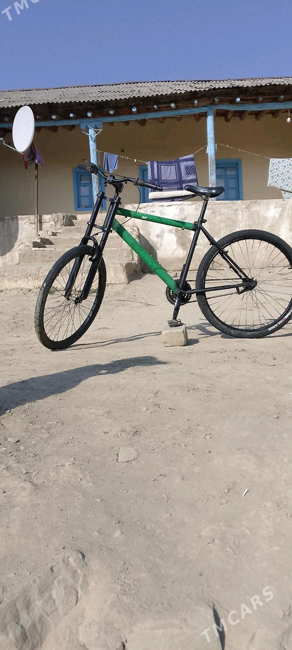 TürkmenistaTürkmenistan - Махтумкули - img 1