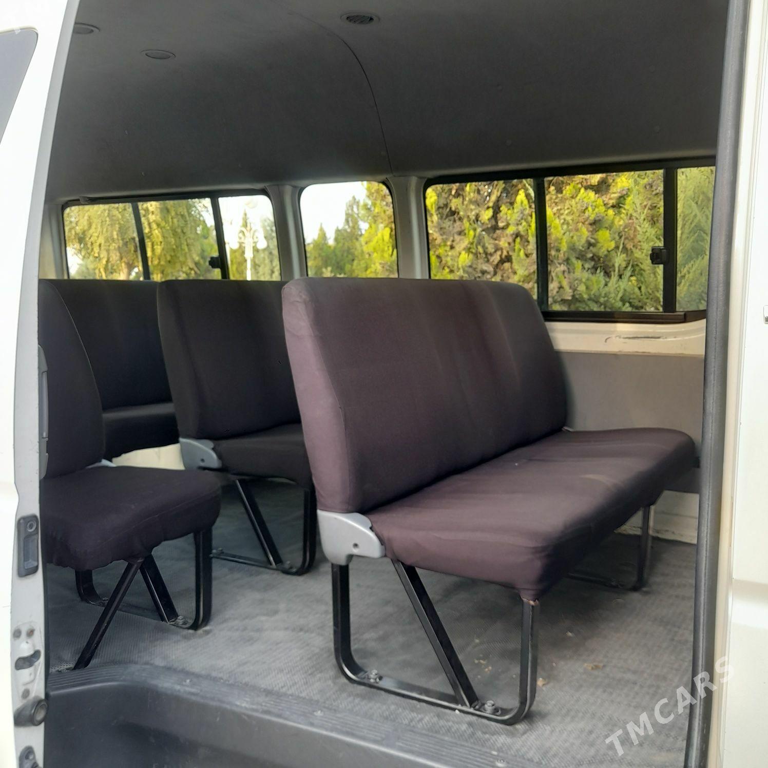 Toyota Hiace 2007 - 350 000 TMT - Гёкдепе - img 9