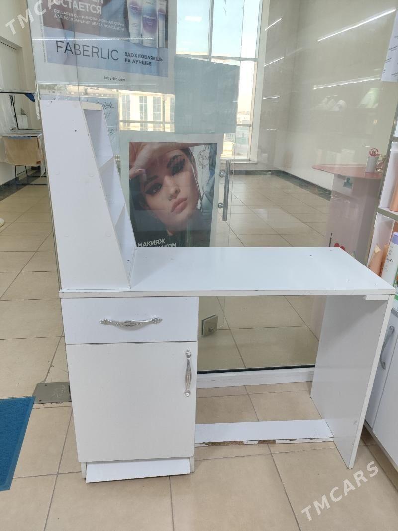 Dyrnak stol - Daşoguz - img 1