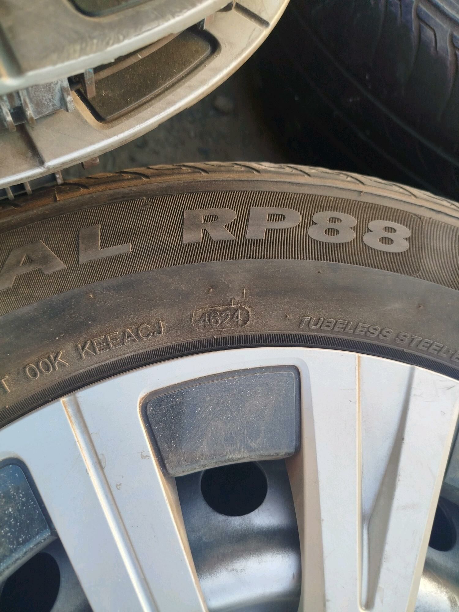 angar  disga teker 215 60 16 2 000 TMT - Мары - img 2