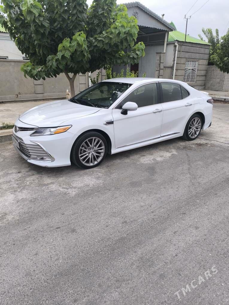 Toyota Camry 2020 - 230 000 TMT - Бузмеин - img 1