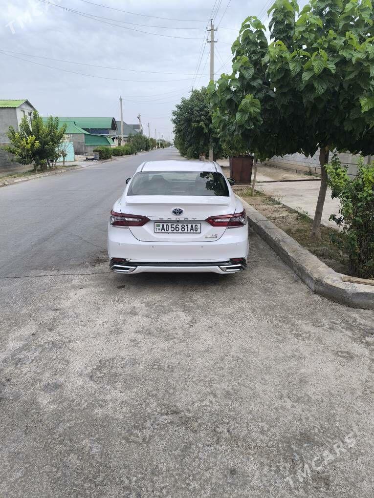 Toyota Camry 2020 - 230 000 TMT - Бузмеин - img 4
