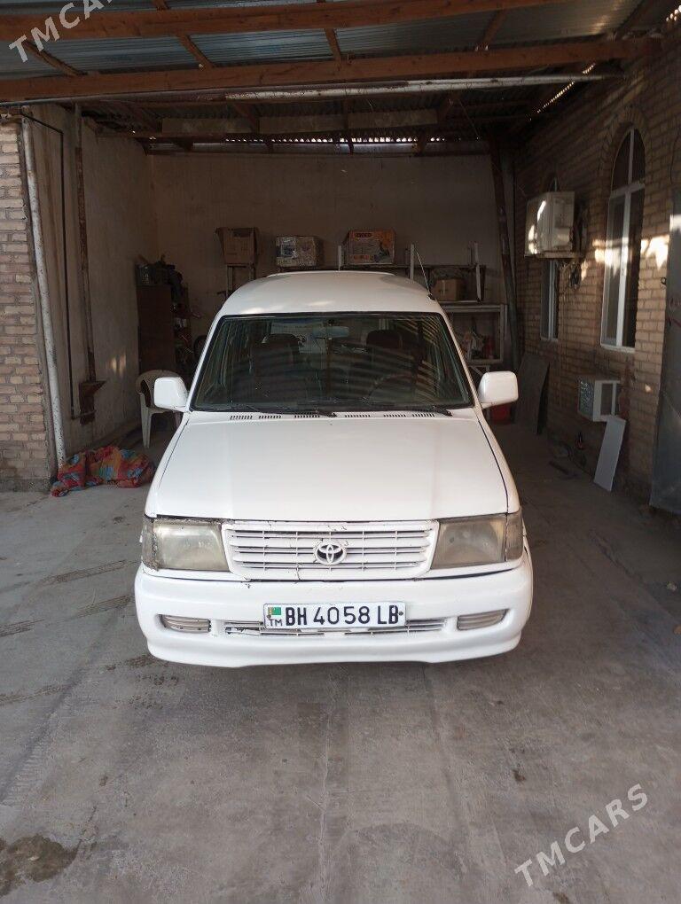 Toyota Hiace 2002 - 50 000 TMT - Туркменабат - img 9