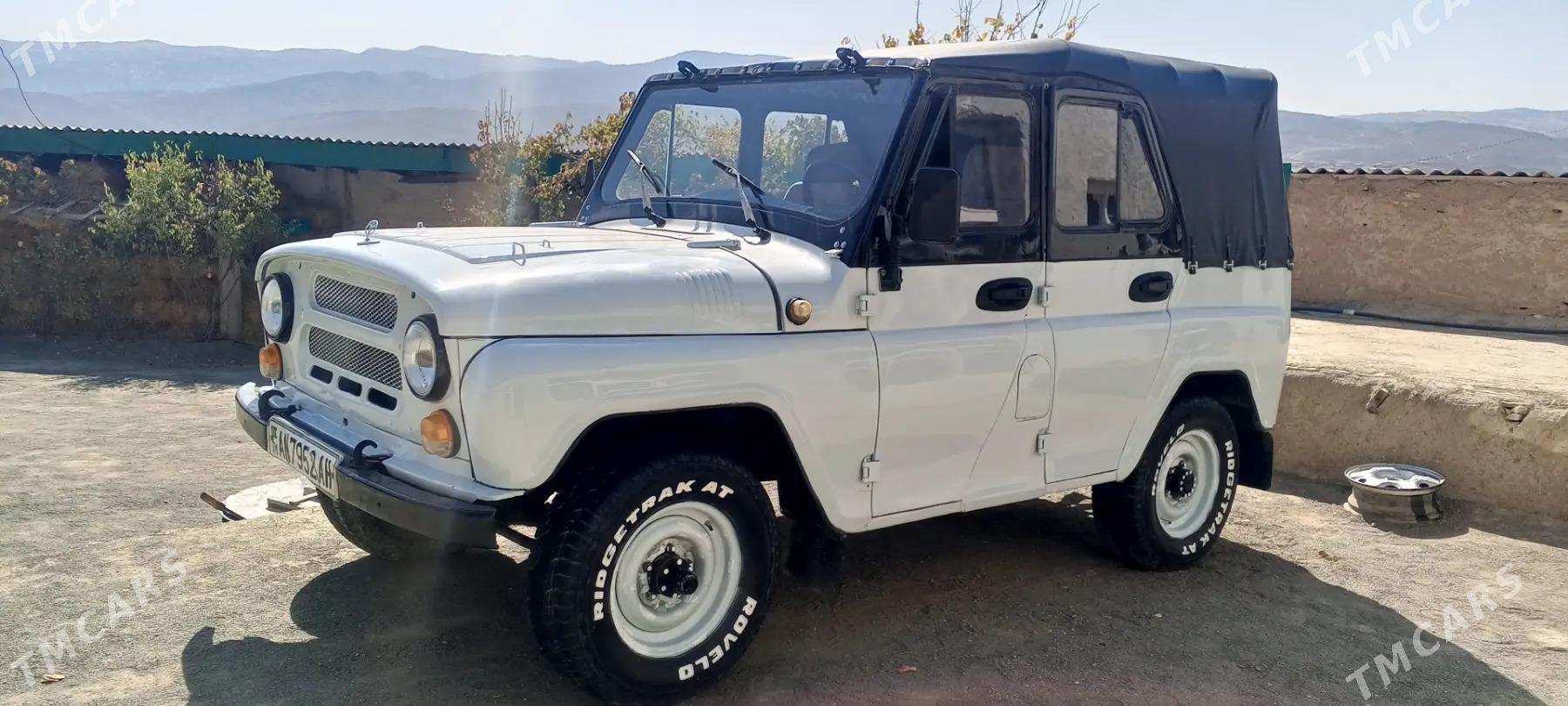 UAZ 469 2001 - 50 000 TMT - Bäherden - img 1