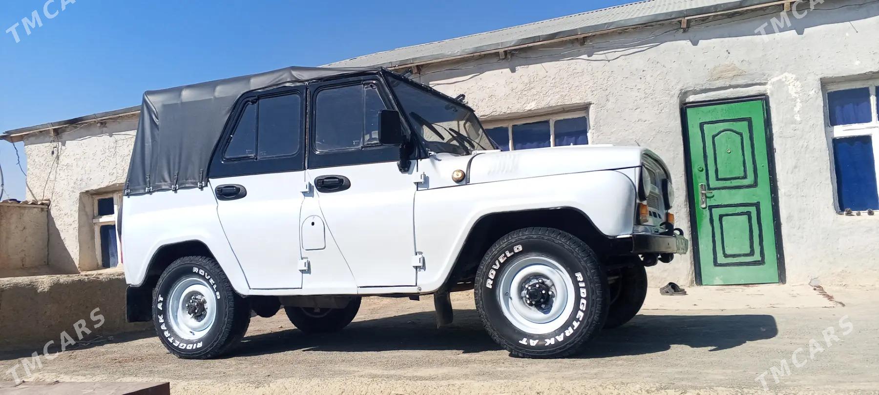 UAZ 469 2001 - 50 000 TMT - Бахарден - img 2