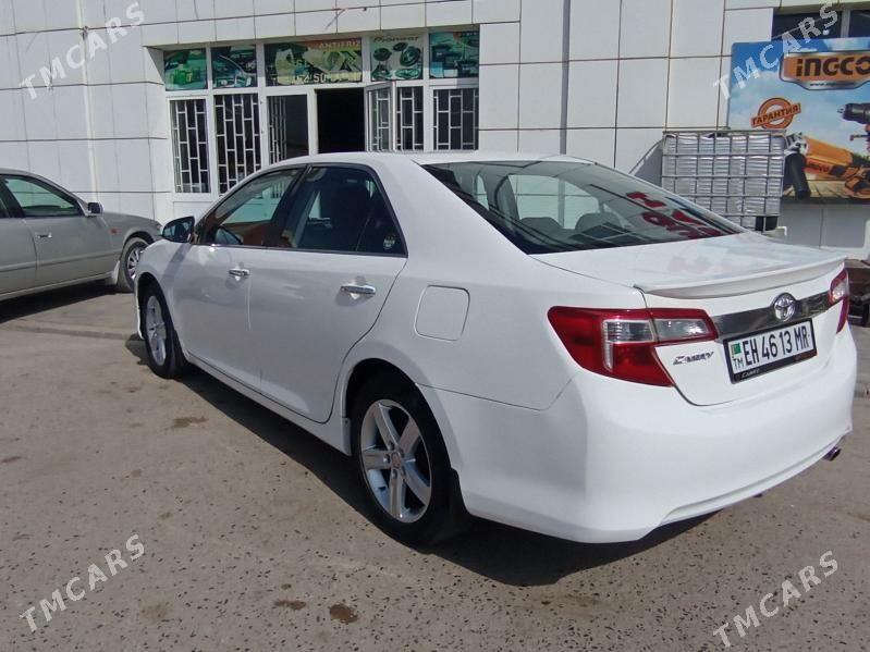 Toyota Camry 2012 - 190 000 TMT - Векильбазар - img 3
