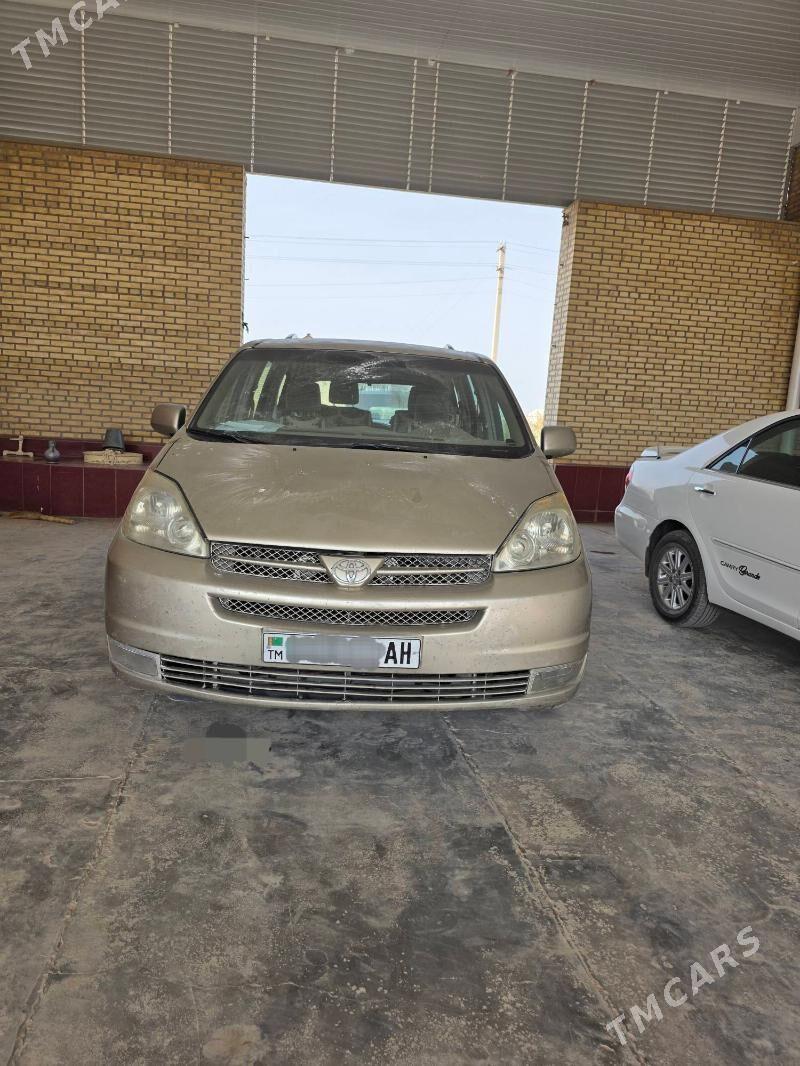 Toyota Sienna 2004 - 155 000 TMT - Теджен - img 2