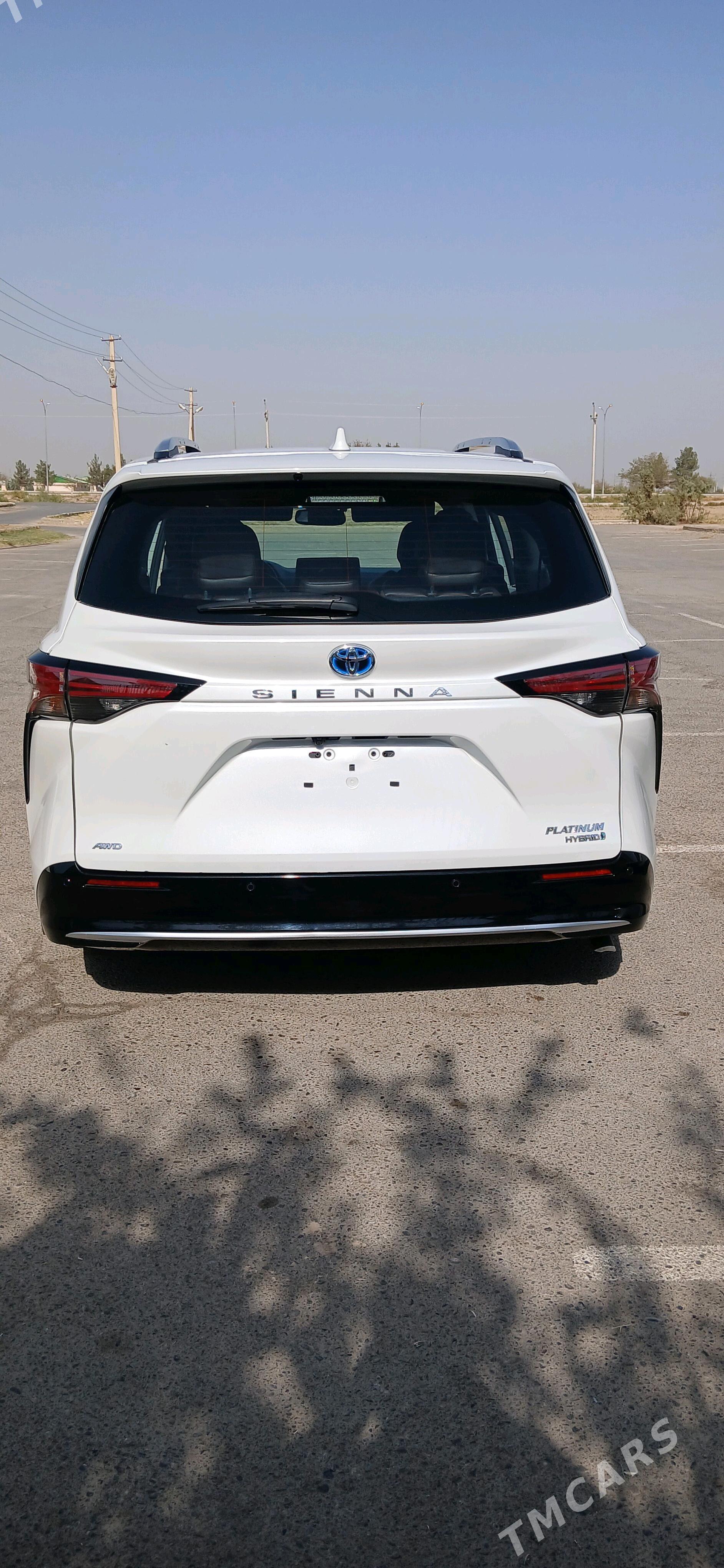 Toyota Sienna 2024 - 840 000 TMT - Büzmeýin - img 3