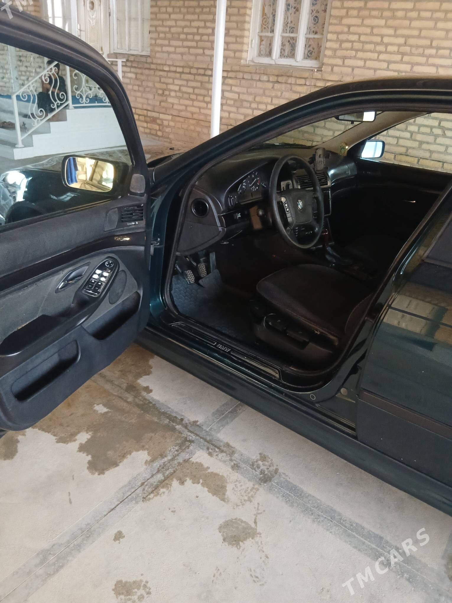 BMW 525 1996 - 85 000 TMT - Mary - img 7