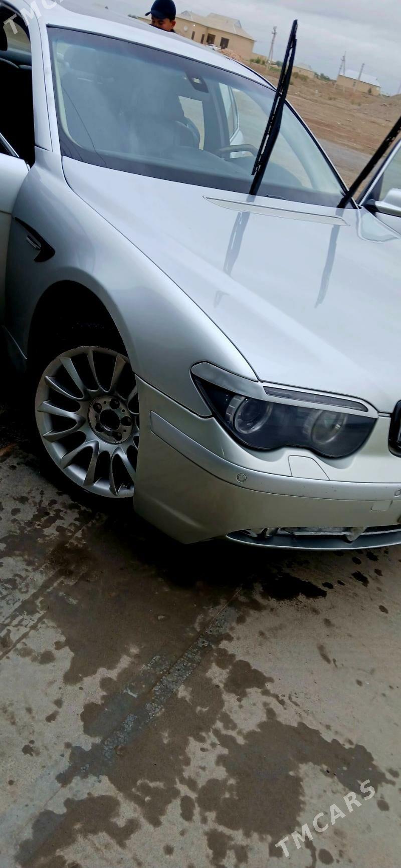 BMW 745 2002 - 130 000 TMT - Mary - img 1