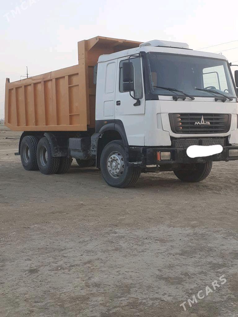 Howo Sinotruk 2010 - 300 000 TMT - Esenguly - img 2