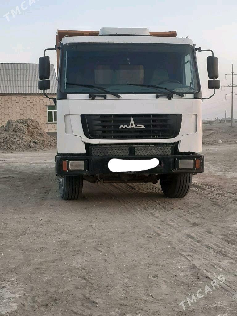 Howo Sinotruk 2010 - 300 000 TMT - Эсенгулы - img 1