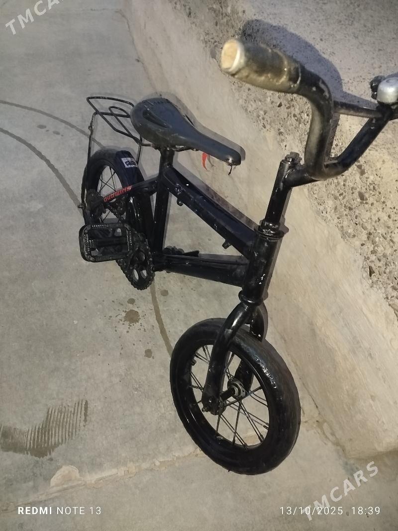 caga welik - Mary - img 1