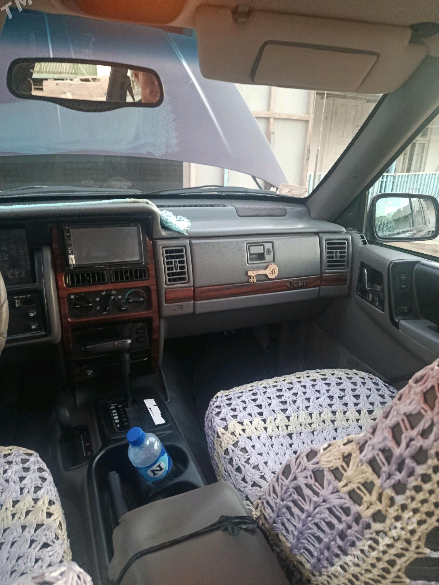 Jeep Grand Cherokee 1995 - 64 000 TMT - Эсенгулы - img 2