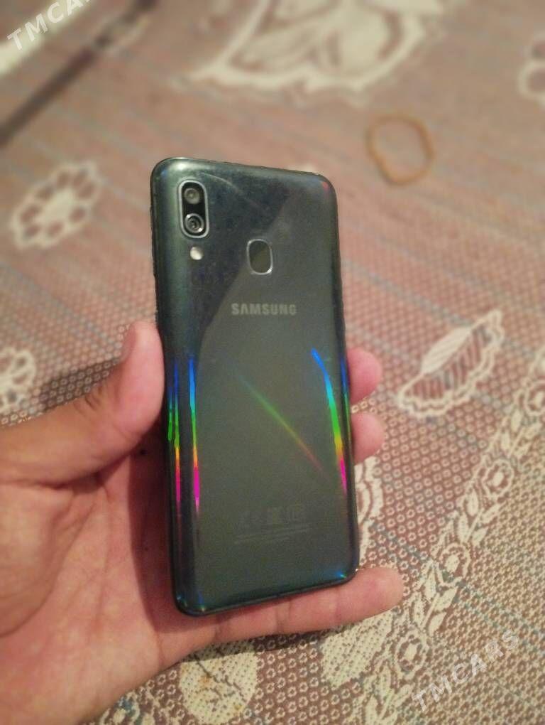 Samsung a40 4.64 tp - Mary - img 1