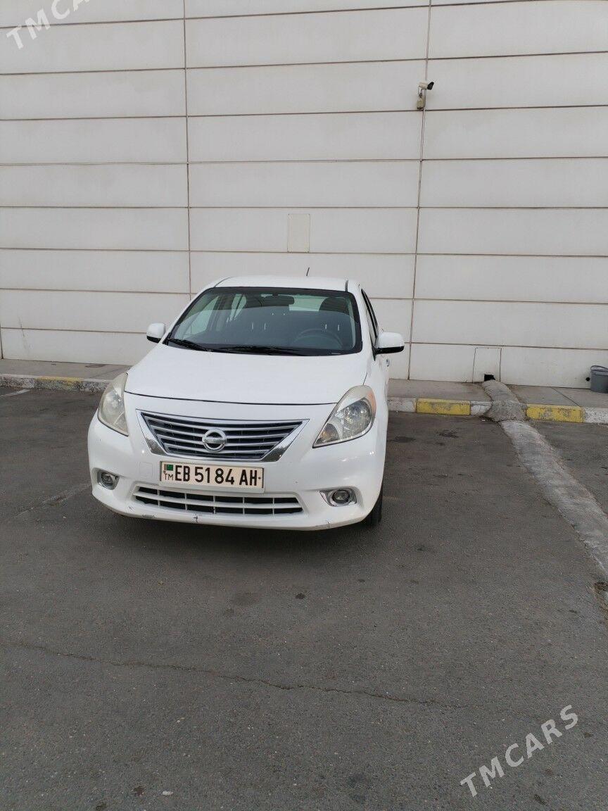 Nissan Versa 2013 - 100 000 TMT - Aşgabat - img 1