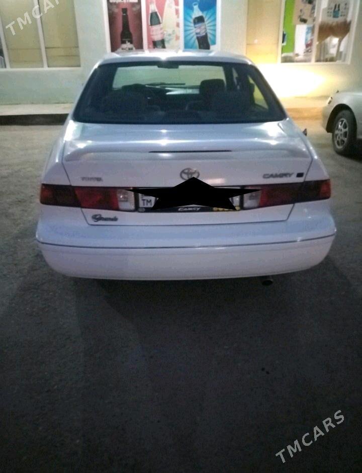Toyota Camry 1997 - 120 000 TMT - Baýramaly - img 2