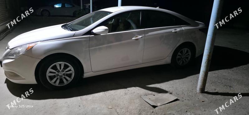 Hyundai Sonata 2011 - 140 000 TMT - Дянев - img 3
