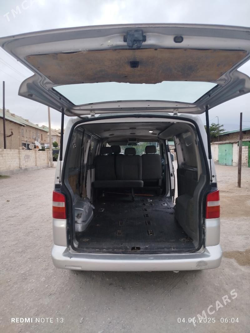 Toyota Hiace 2006 - 140 000 TMT - Балканабат - img 2